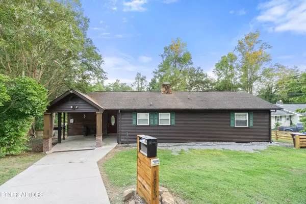 113 Pomona Rd, Oak Ridge, TN 37830