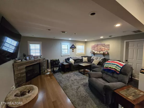 Helenwood, TN 37755,146 Wright DR