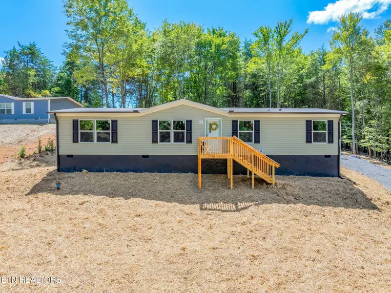 772 Little Dogwood Rd, Kingston, TN 37763