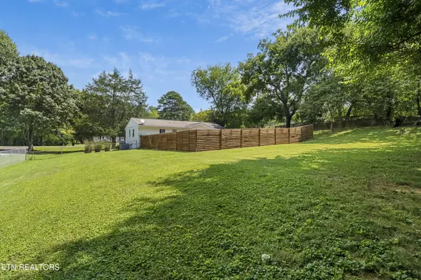 Knoxville, TN 37909,1133 Ferd Hickey Rd