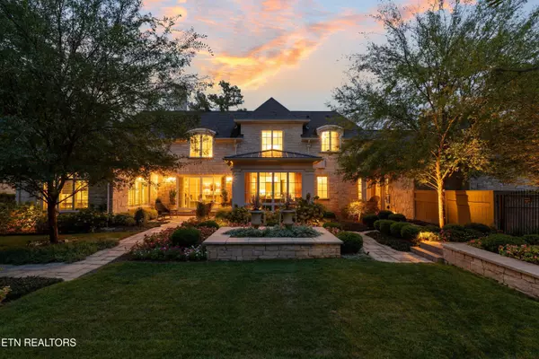 Knoxville, TN 37919,755 Kenesaw Ave