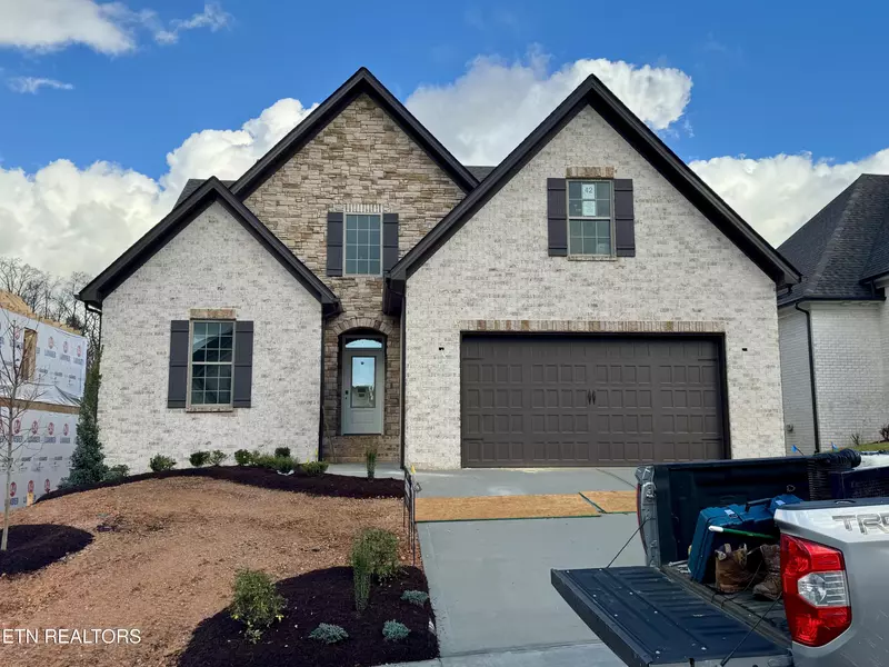 12015 Avery Manor LN, Knoxville, TN 37922