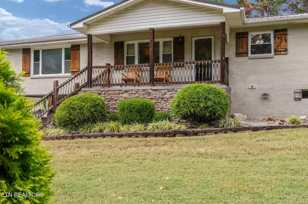Cumberland Gap, TN 37724,880 Providence Rd