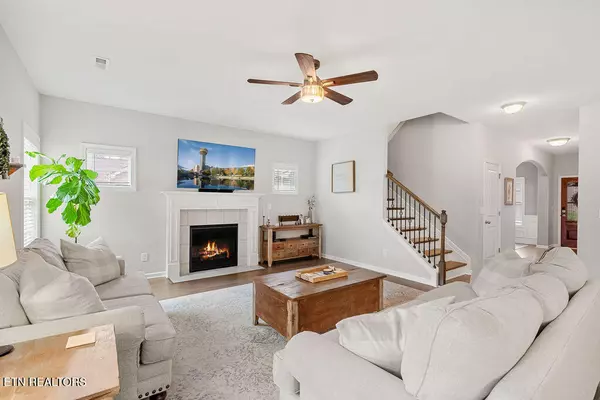 Knoxville, TN 37923,9970 Hummingbird LN