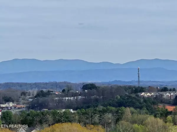 Lenoir City, TN 37771,580 Cordova LN