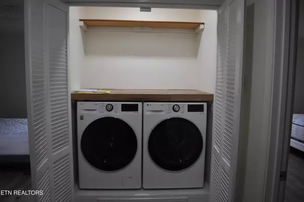 Sparta, TN 38583,484 Meadows Rd