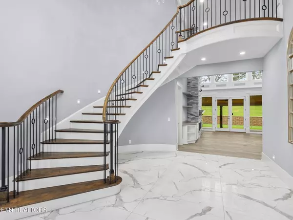 Knoxville, TN 37919,7100 Sir Arthur WAY