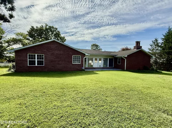 Maryville, TN 37803,1719 Scenic DR