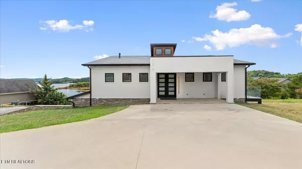 Dandridge, TN 37725,428 River Bend Dr