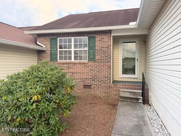 Lenoir City, TN 37771,205 Executive Meadows DR