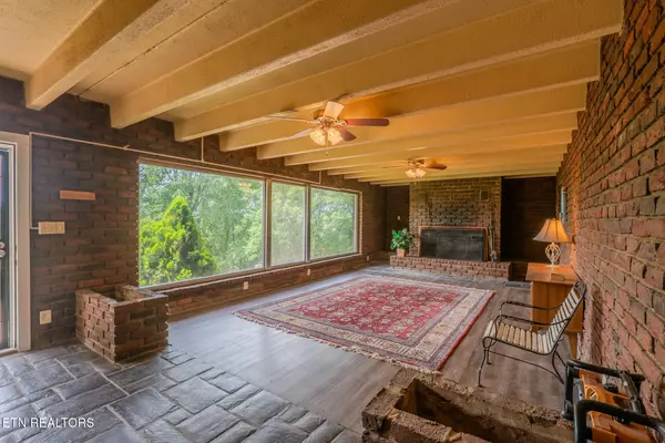 Seymour, TN 37865,944 Smoky Mountain View CT