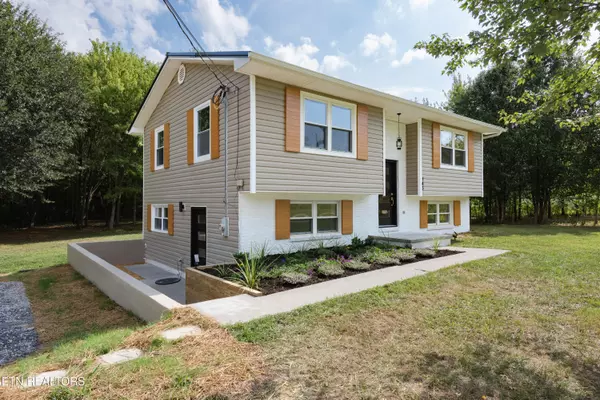 Madisonville, TN 37354,145 Helms DR