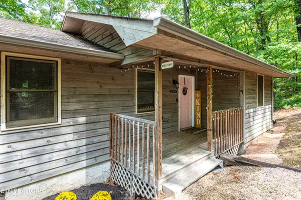 Townsend, TN 37882,822 Christy LN