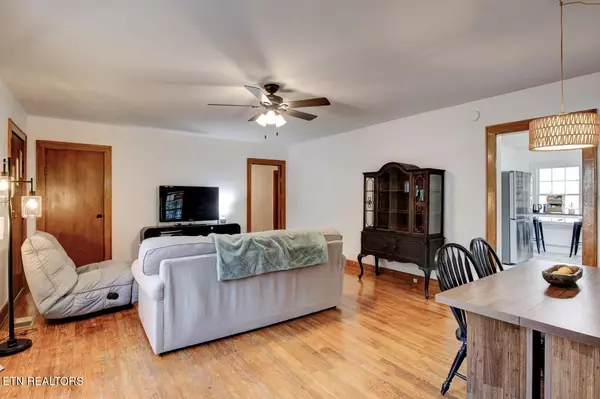 Madisonville, TN 37354,167 College St