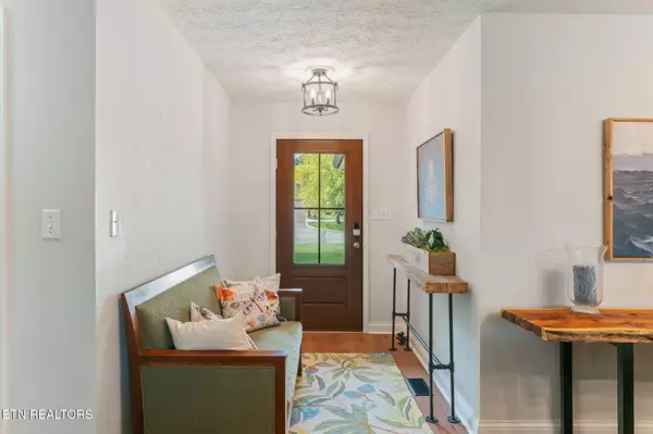 Maryville, TN 37804,4006 Floyd DR