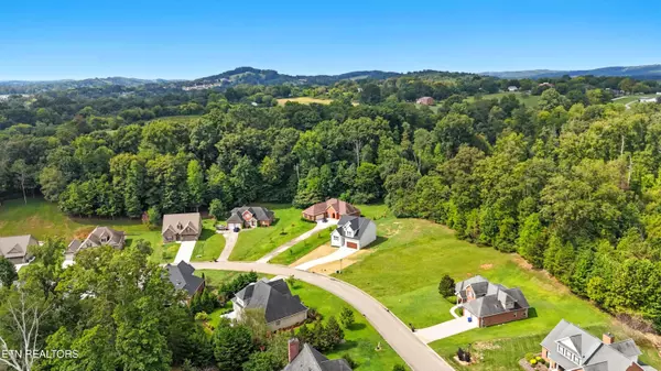 Lenoir City, TN 37772,1864 Old Hickory LN