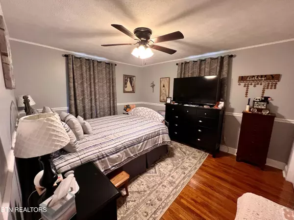 Seymour, TN 37865,10023 Chapman Hwy