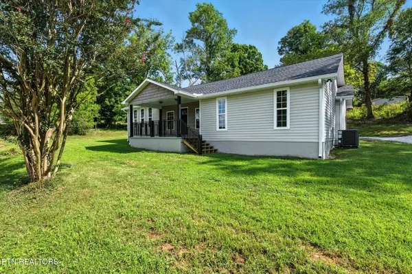 Athens, TN 37303,1309 Summit St