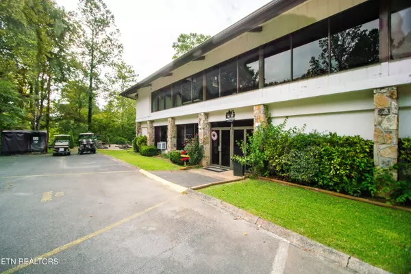 Gatlinburg, TN 37738,4229 Parkway #108