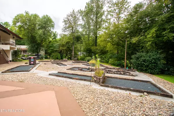 Gatlinburg, TN 37738,4229 Parkway #108