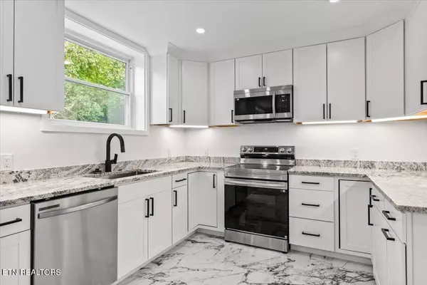 Harriman, TN 37748,219 Reba Ave