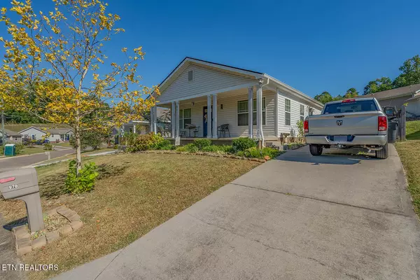 Knoxville, TN 37914,970 Anniversary LN