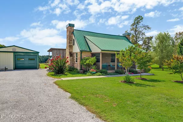 Crossville, TN 38555,910 Highland LN