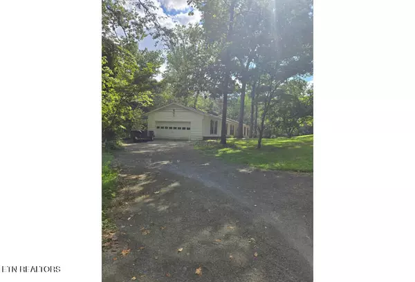 Oak Ridge, TN 37830,103 Neville LN