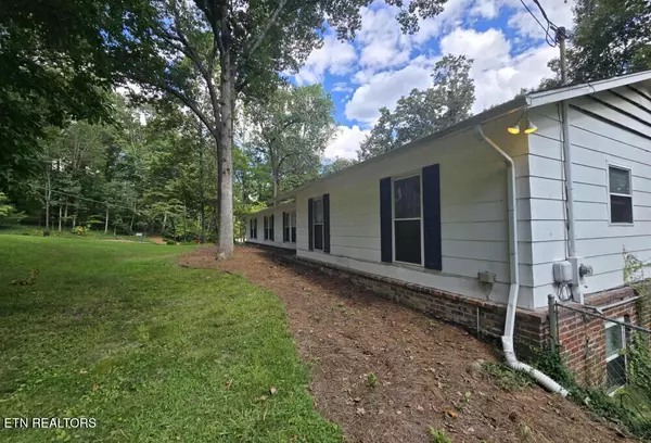 Oak Ridge, TN 37830,103 Neville LN