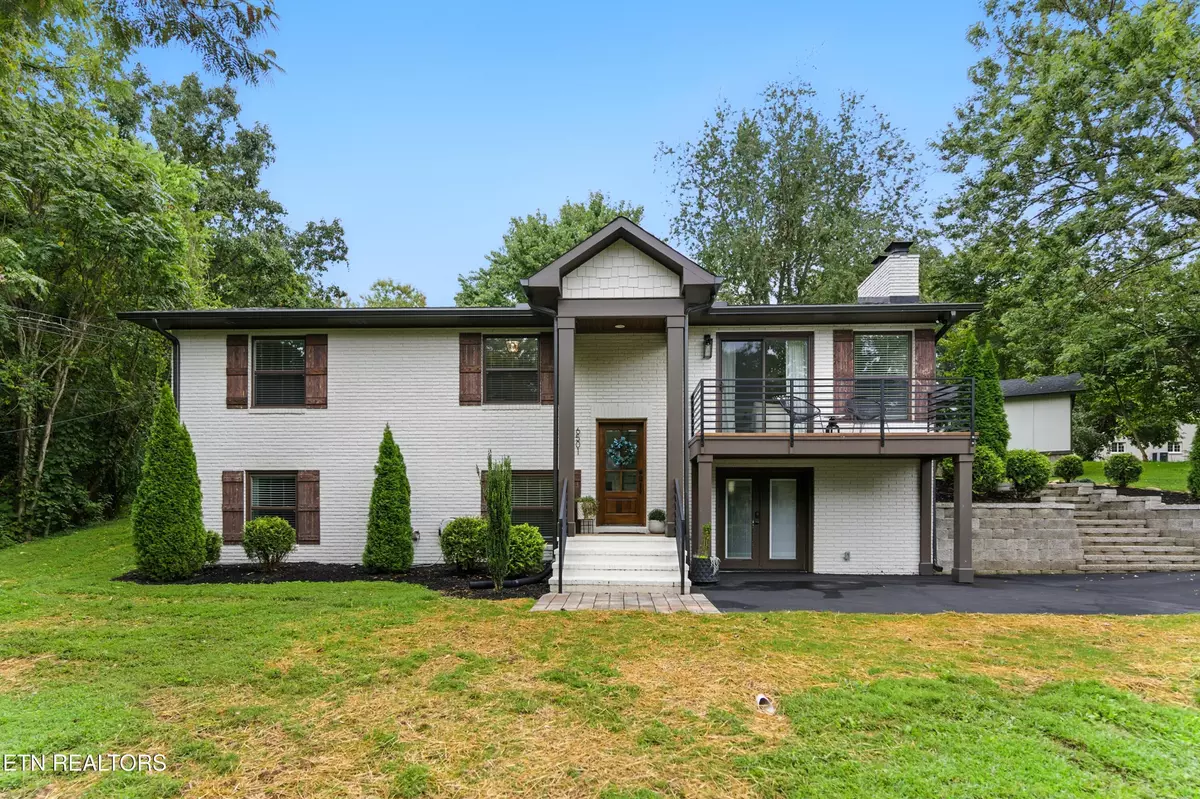 Knoxville, TN 37912,6501 Wachese LN