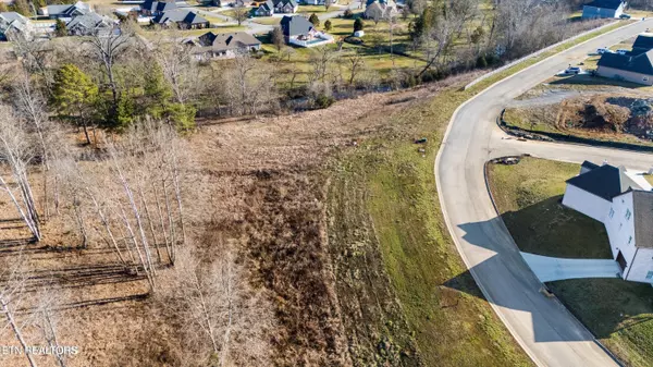 Oak Ridge, TN 37830,142 Forest Creek Pkwy