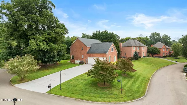 Knoxville, TN 37918,5000 Palace LN