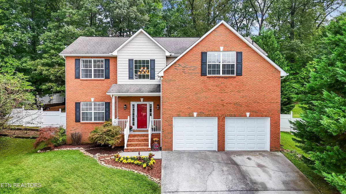 Knoxville, TN 37931,7600 Redwood Burl LN