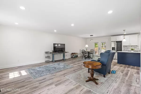 Vonore, TN 37885,159 Country Way Rd