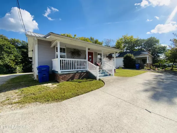 Clinton, TN 37716,729 Charles Seivers Blvd