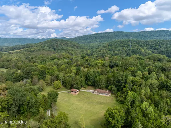 Cumberland Gap, TN 37724,317 Glade Rd