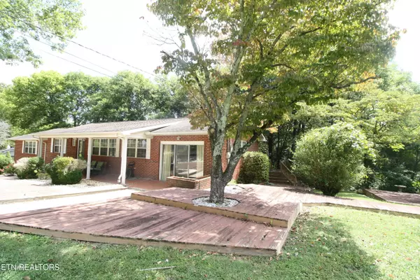 Knoxville, TN 37932,11112 Snyder Rd