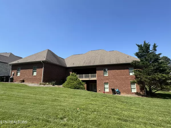 Lenoir City, TN 37772,600 Oak Chase Blvd