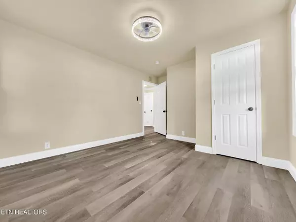 Loudon, TN 37774,1108 Huffland DR