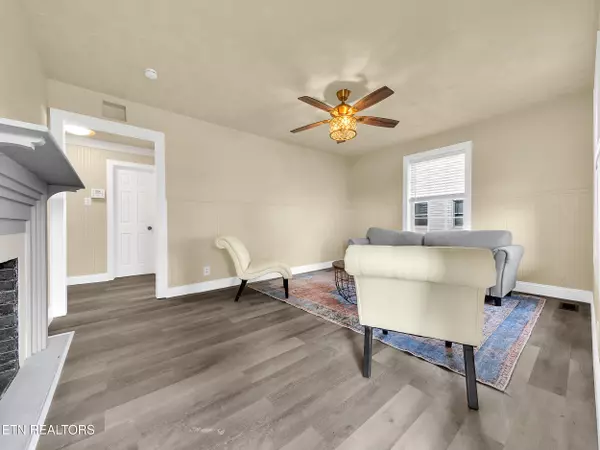 Loudon, TN 37774,1108 Huffland DR