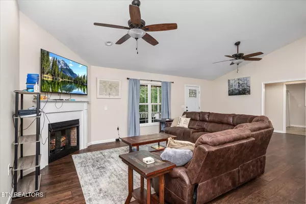 Crossville, TN 38572,719 Taopi LN