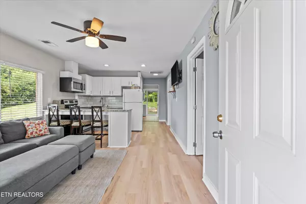 Knoxville, TN 37919,3625 Reagan Avenue NW Ave