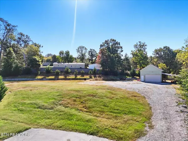 Maryville, TN 37801,845 Quietlands DR