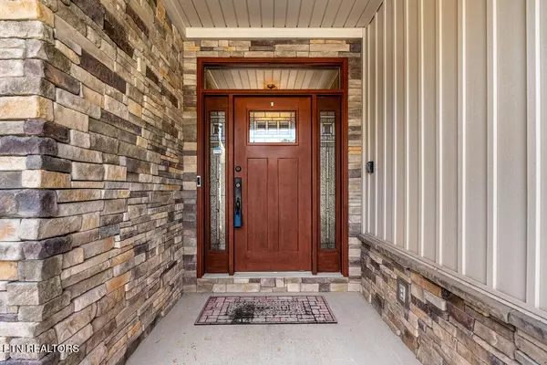 Loudon, TN 37774,111 Osage CT