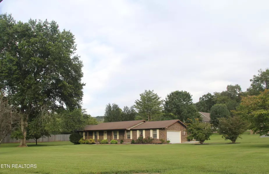 700 Beavercreek DR, Knoxville, TN 37918