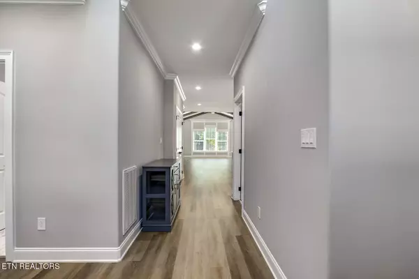 Loudon, TN 37774,310 Dudala WAY