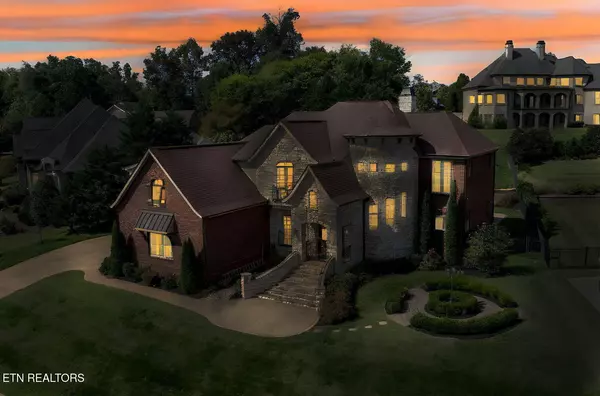 Knoxville, TN 37934,639 Barnsley Rd