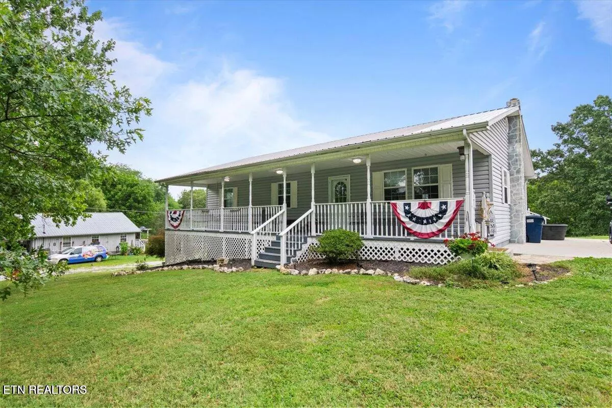 Lafollette, TN 37766,286 Lewis White LN