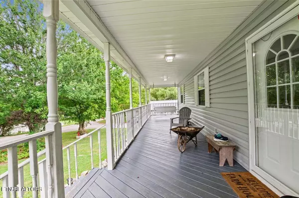 Lafollette, TN 37766,286 Lewis White LN