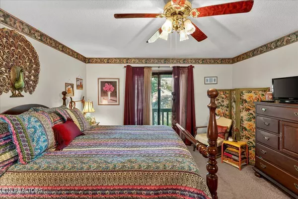 Knoxville, TN 37922,1426 Moorgate DR